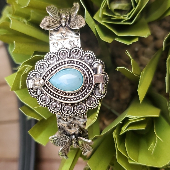 New Blue Rainbow Moonstone 925 Silver Butterflies Poison Cuff Bracelet. - Picture 11 of 16